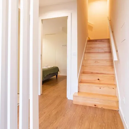 Delightful Duplex By Lovelystay * Porto