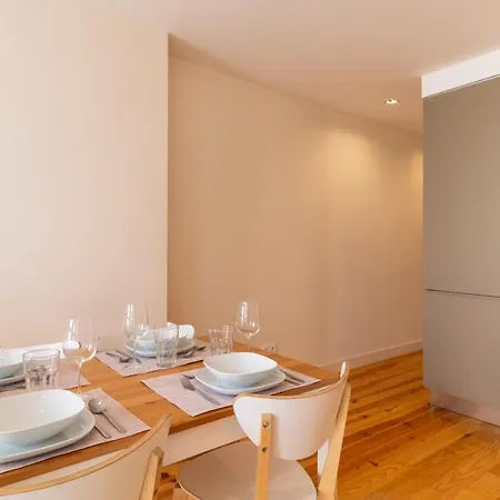 Delightful Duplex By Lovelystay アパート