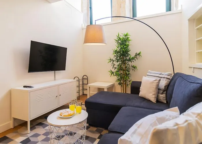 Delightful Duplex By Lovelystay *