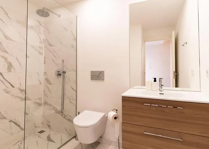 Delightful Duplex By Lovelystay Apartman